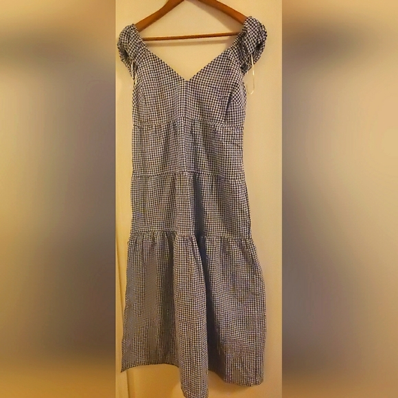 Tiered blue checkered dress - Picture 1 of 3